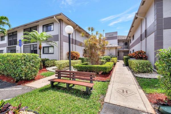 Ashland At Lakes Of Delray, 15144 Ashland St #263, Delray Beach, Florida 33484, image 2