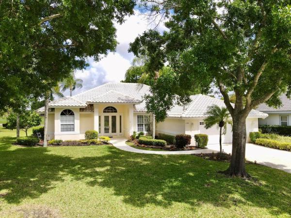 Country Club Estates Parc, 1305 SW Bent Pine Cv, Port St. Lucie, Florida 34986, image 1