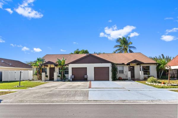 The Lakes Of Sherbrooke, 8460 Blue Cypress Dr, Lake Worth Beach, Florida 33467, image 1