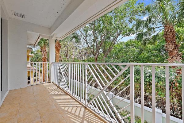 Hampton Cay, 5264 Cambridge Ct, Palm Beach Gardens, Florida 33418, image 2