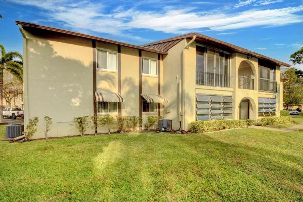 Pine Ridge 3, 334 Pine Ridge Cir #C-1, Greenacres, Florida 33463, image 1