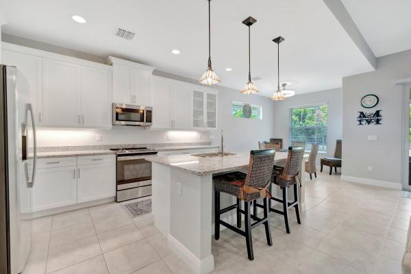 Meadowood Golf & Tennis Club, 2640 Conifer Dr, Fort Pierce, Florida 34951, image 3