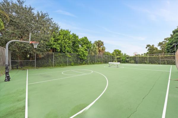 Atlantis Villas, 102 Villa Cir, Atlantis, Florida 33462, image 2