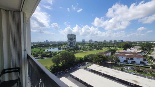 Washington Tower, 2000 Presidential Way #1105, West Palm Beach, Florida 33401, image 1