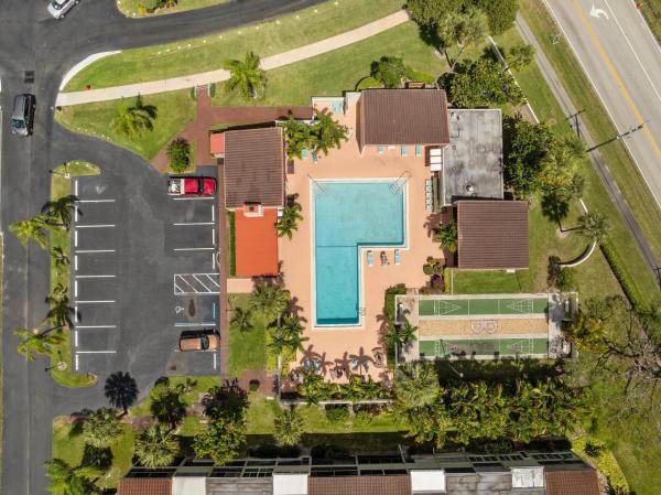 2540 Boundbrook Blvd #110, Palm Springs, Florida 33406, image 1