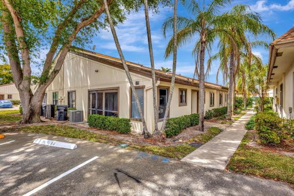 Sturbridge Village, 11901 Sturbridge Ln, Wellington, Florida 33414, image 1