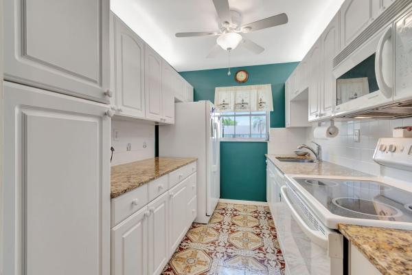 High Point Of Delray 5, 1062 North Dr #B, Delray Beach, Florida 33445, image 2
