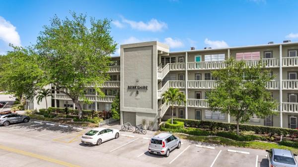 Berkshire, 3028 Berkshire B, Deerfield Beach, Florida 33442, image 1