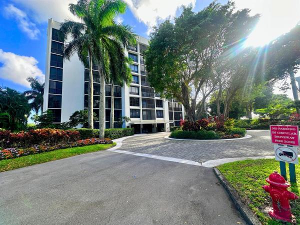 Willow Wood Midrise At Boca Country Club, 6805 Willow Wood Dr #5033, Boca Raton, Florida 33434, image 1
