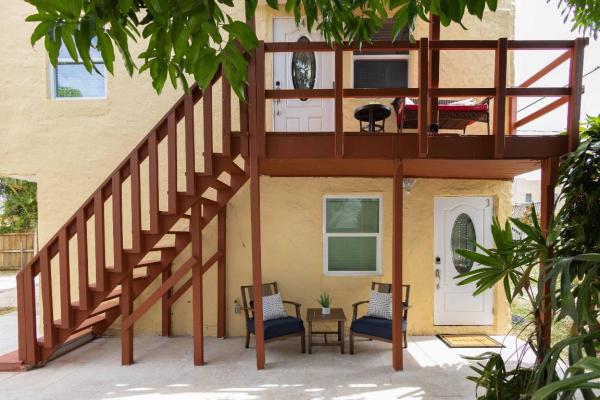 Vista Encanto, 420 Avenida Alegre, West Palm Beach, Florida 33405, image 1