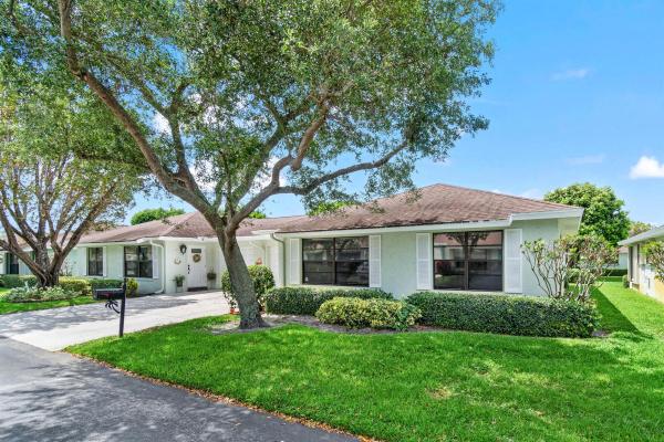 Bent Tree Villas East, 9975 Ligustrum Tree Way #B, Boynton Beach, Florida 33436, image 1