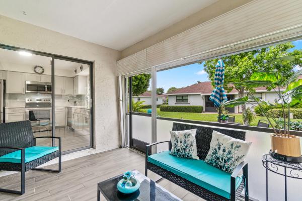 Bent Tree Villas East, 9975 Ligustrum Tree Way #B, Boynton Beach, Florida 33436, image 3