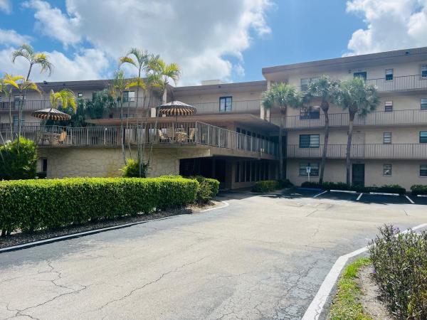 Isle Of Boca Dunes, 9300 SW 8th St #421, Boca Raton, Florida 33428, image 1