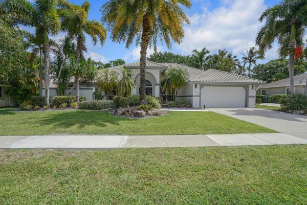 Wiltshire Village Of Greenview Shores 2, 1740 Grantham Dr, Wellington, Florida 33414, image 1