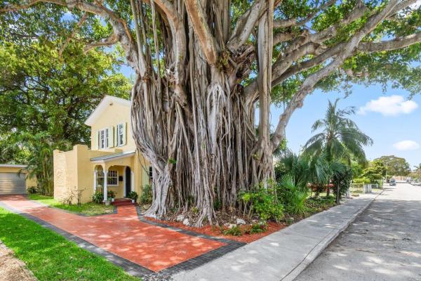 Willa Park, 924 Almeria Rd, West Palm Beach, Florida 33405, image 1