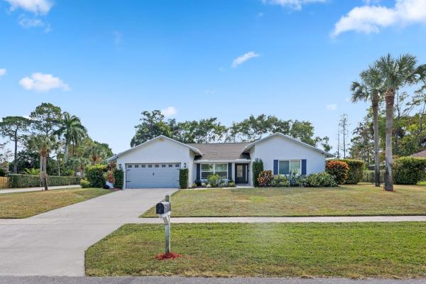 Pinewood Grove Of Wellington, 13181 La Mirada Cir, Wellington, Florida 33414, image 1