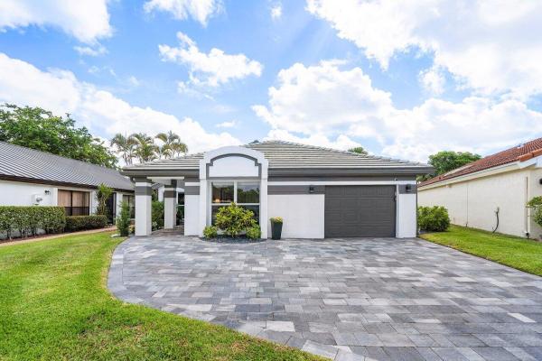 Boca Woods Country Club, 11158 Highland Cir, Boca Raton, Florida 33428, image 1
