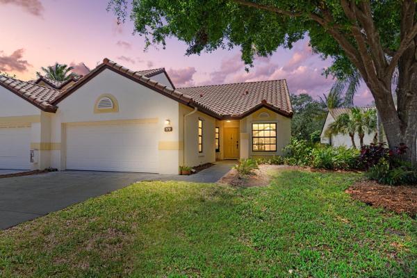 Windwood, 373 Driftwood Ter, Boca Raton, Florida 33431, image 1