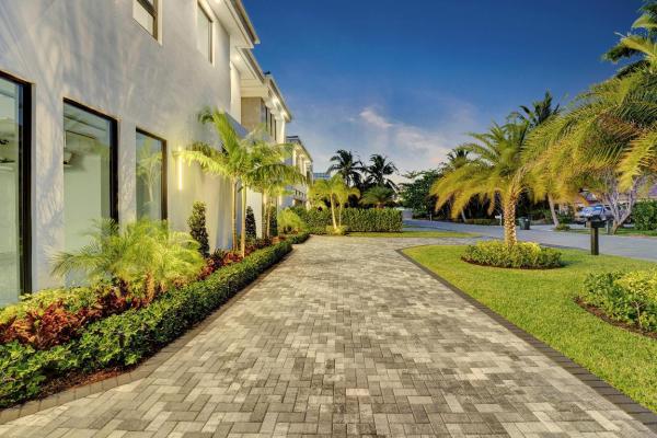 Boca Villas Heights, 1101 NE 3rd Ave, Boca Raton, Florida 33432, image 2