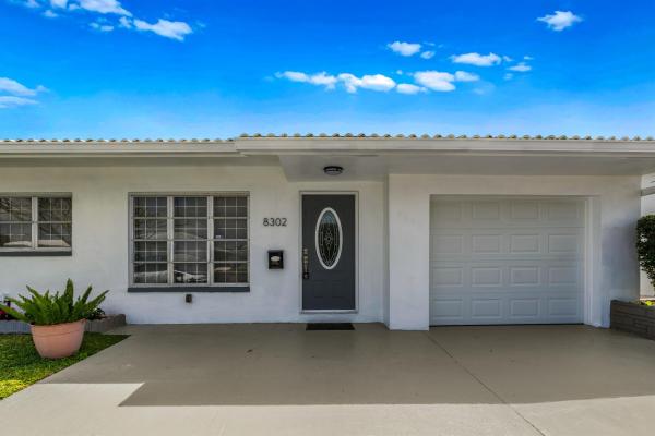 Sunset Isle 13, 8302 NW 59th Ct, Tamarac, Florida 33321, image 1