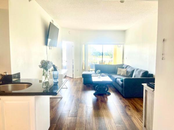 Arissa Place, 2080 Greenview Shores Blvd #421, Wellington, Florida 33414, image 1