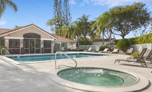 Lake Place, 600 Executive Center Dr #106, West Palm Beach, Florida 33401, image 1