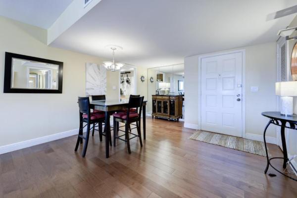 Longwood, 11811 Avenue Of The Pga, Palm Beach Gardens, Florida 33418, image 3