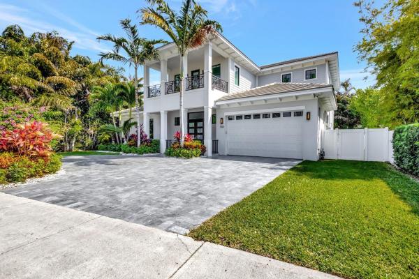 Boca Villas, 550 NE Mizner Blvd, Boca Raton, Florida 33432, image 1