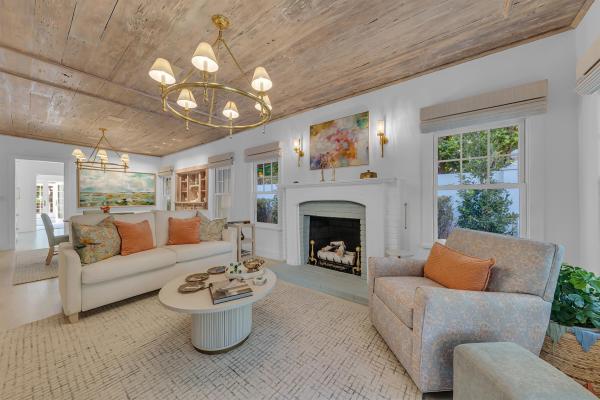 Royal Park, 318 Australian Ave, Palm Beach, Florida 33480, image 1