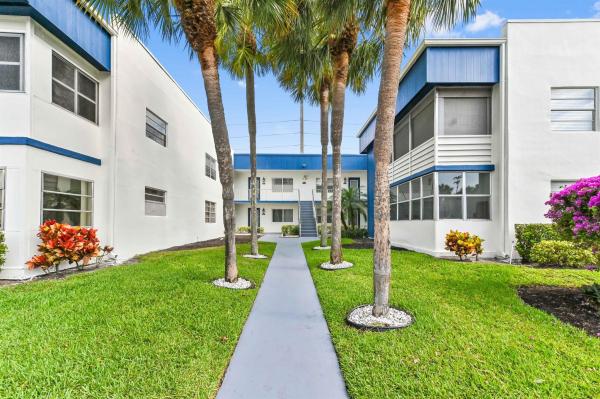498 Normandy K, Delray Beach, Florida 33484, image 1