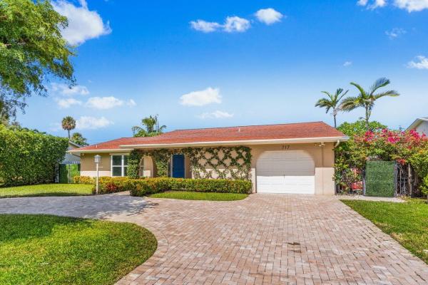 Tropic Palms, 717 Heron Dr, Delray Beach, Florida 33444, image 1