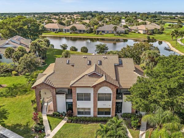 8049 Aberdeen Dr #201, Boynton Beach, Florida 33472, image 1