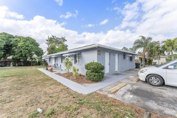 Lake Worth Beach No HOA, 3603 Almar Rd, Lake Worth Beach, Florida 33461, image 1