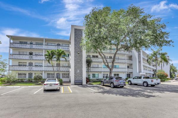 3034 Oakridge D #3034, Deerfield Beach, Florida 33442, image 1