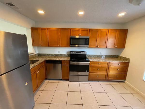 5057 Breckenridge Pl #15, West Palm Beach, Florida 33417, image 1