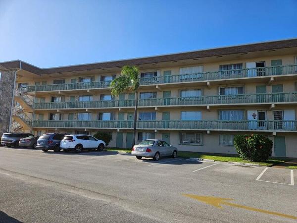Village Green 2, 300 Village Green Cir #206, Palm Springs, Florida 33461, image 1