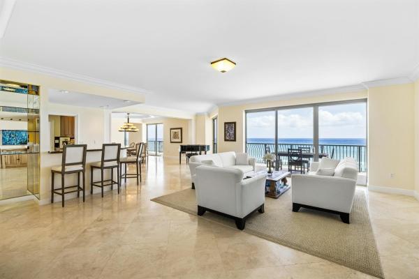 Via Delfino, 5150 N Ocean Dr #700, Riviera Beach, Florida 33404, image 1