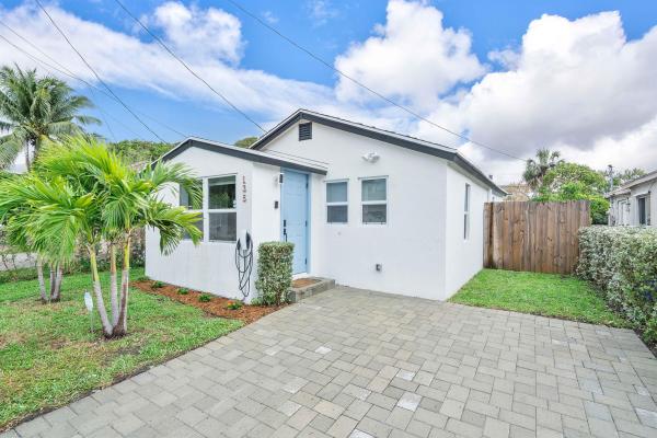 135 NE 11th Ave, Boynton Beach, Florida 33435, image 1