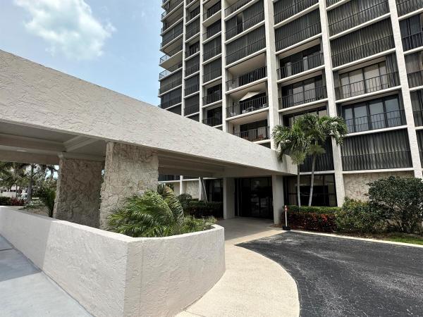 Atlantic View Beach Club, 5047 N Highway A1a #2, Fort Pierce, Florida 34949, image 1