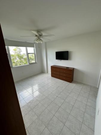 Hillcrest, 3850 Washington St #510, Hollywood, Florida 33021, image 1