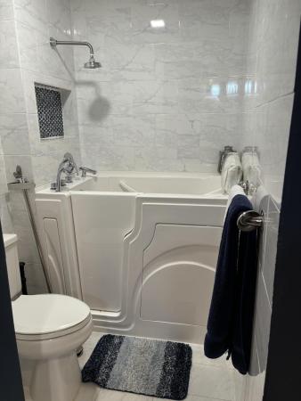 Boca Lakes, 8720 Belle Aire Dr, Boca Raton, Florida 33433, image 2