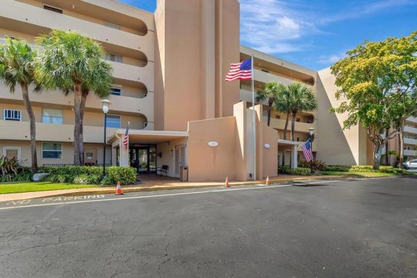 Boca Teeca, 6461 NW 2nd Ave #109, Boca Raton, Florida 33487, image 1