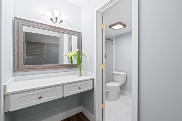 Boca Teeca, 6461 NW 2nd Ave #1090, Boca Raton, Florida 33487, image 1