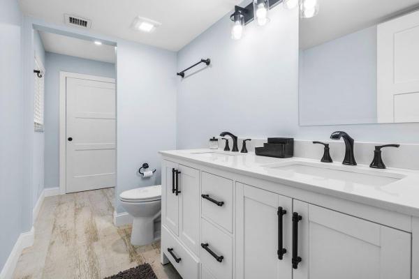 James Place, 1206 S Lake Dr #304, Lantana, Florida 33462, image 2