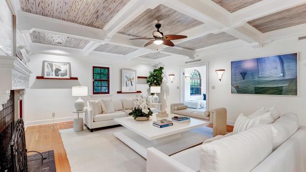 Pershing Park, 225 Pershing Way, West Palm Beach, Florida 33401, image 1