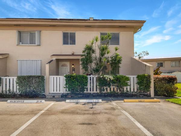 Townhomes Of Oriole, 1521 NW 80th Ave #H, Margate, Florida 33063, image 1