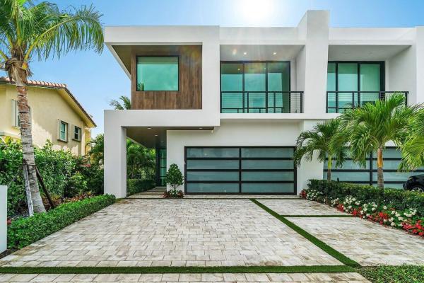 Boca Raton Riviera, 326 NE Wavecrest Way, Boca Raton, Florida 33432, image 1