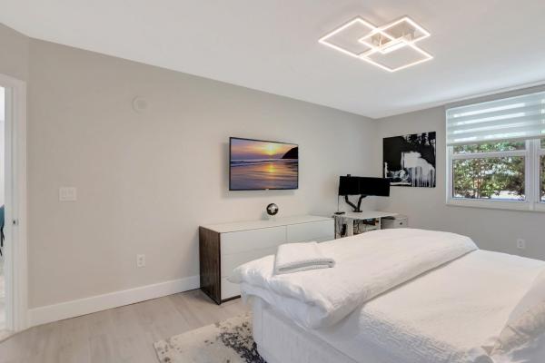 Palmetto Place, 99 SE Mizner Blvd #636, Boca Raton, Florida 33432, image 3