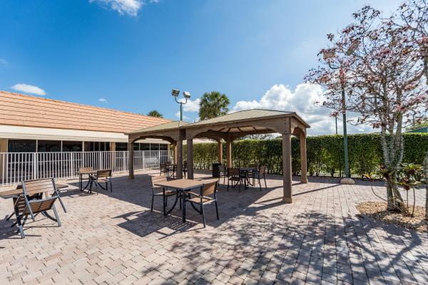 Golden Lakes Village, 107 Lake Anne Dr, West Palm Beach, Florida 33411, image 2