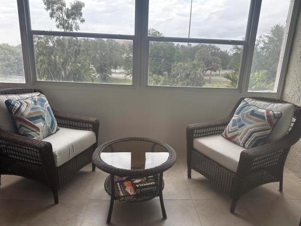 Lakeside Village, 725 Lori Dr #306, Palm Springs, Florida 33461, image 1
